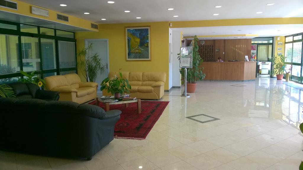 Hotel Laurence Рим Екстер'єр фото