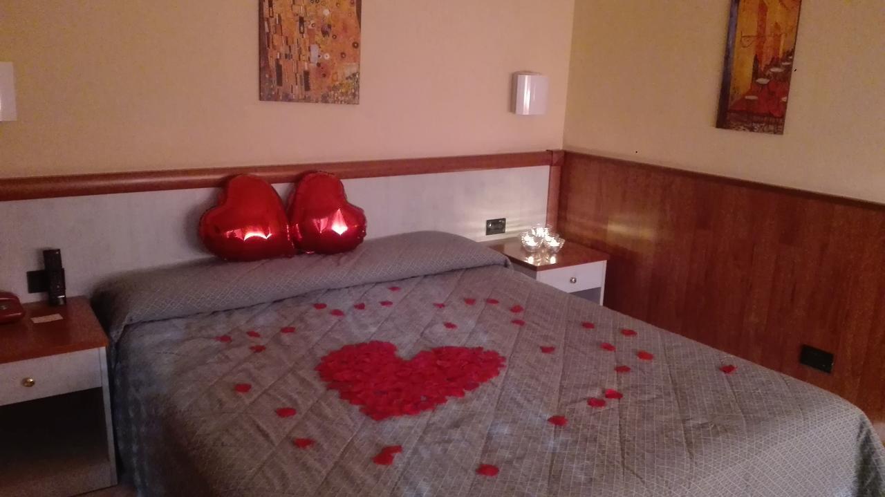 Hotel Laurence Рим Екстер'єр фото