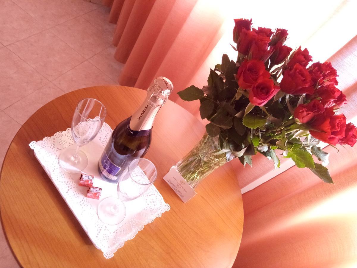 Hotel Laurence Рим Екстер'єр фото